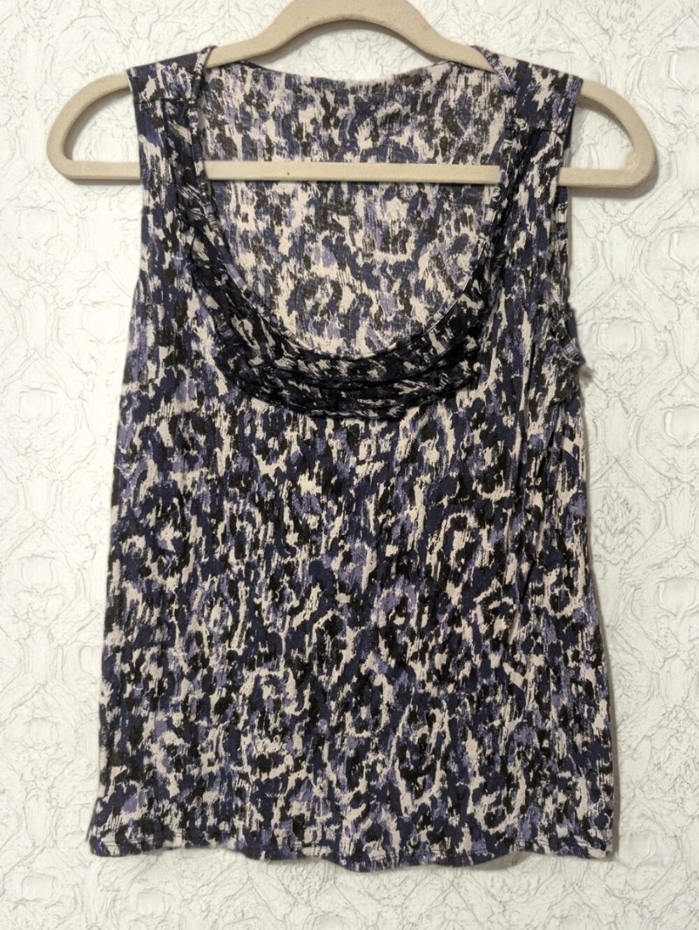 Elie Tahari Ruffle Scoop Neck Sleeveless Tank Top Navy Blue & White, Size M